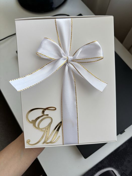 Луксозни сватбени покани