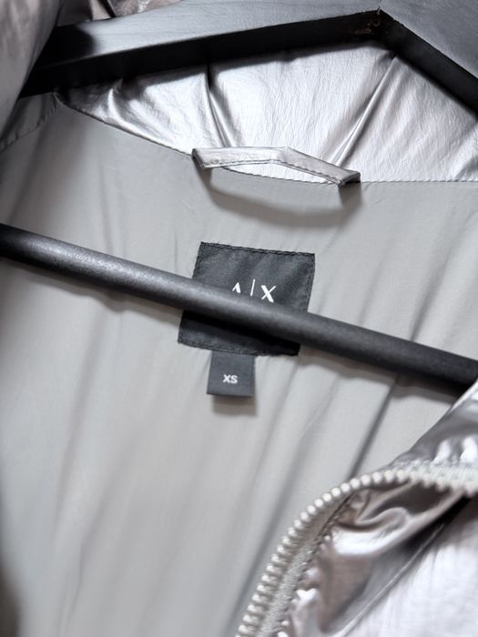 Geaca Armani marimea Xs