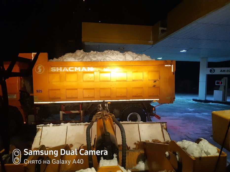 Вывоз и уборка снега