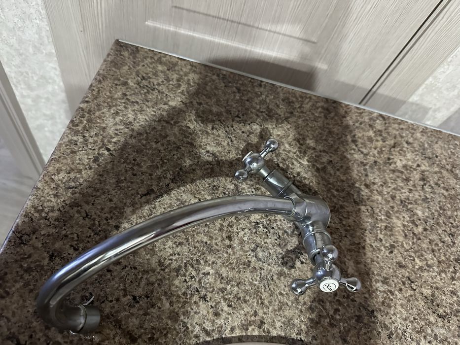 Смеситель российский