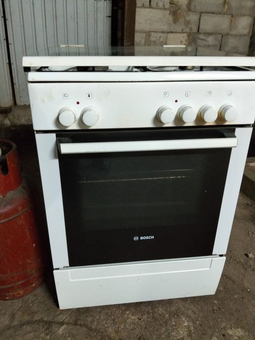 Продам эл.плита +газ с болоном