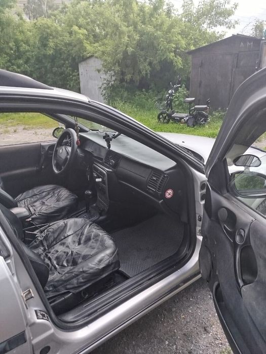 Продам авто опельвектра б