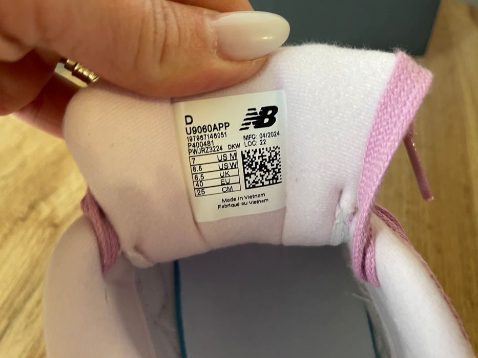 Sneakers dama NEW BALANCE 9060 pink nr 36 - 41