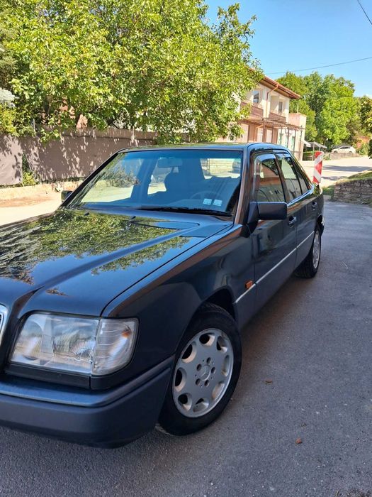Mercedes-Benz E250 климатик
