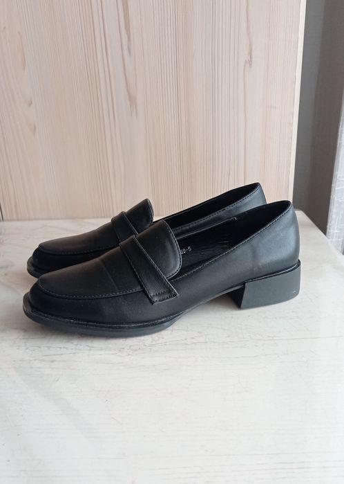 Классические лоферы 39 размер