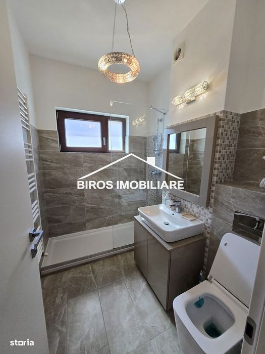 3 camere lux Bujorului