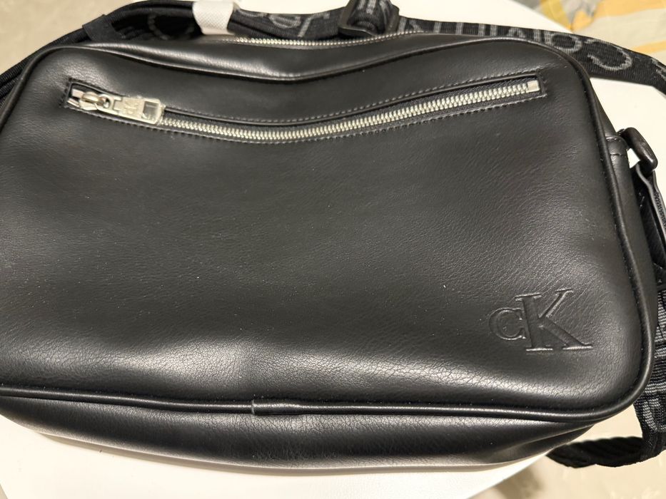 Чанта Calvin Klein