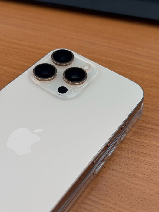 iPhone 16 Pro Max eSim