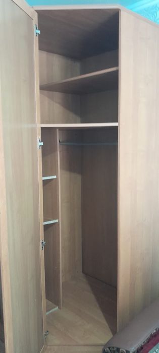 Угловой шкаф хороший