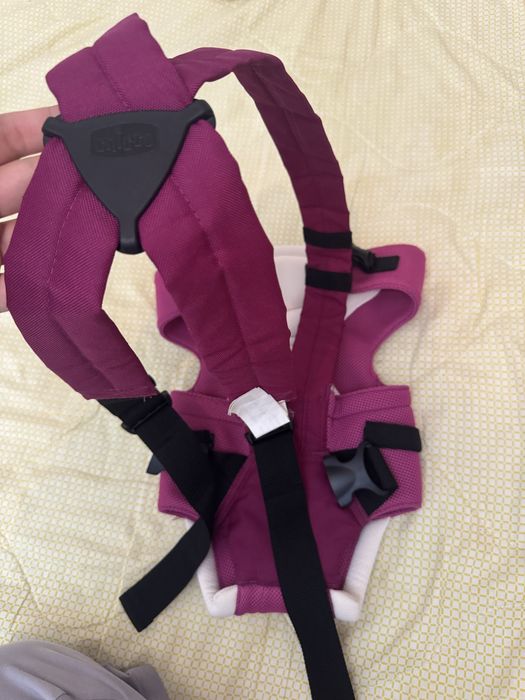 Продается переноска-кенгуру от Chicco