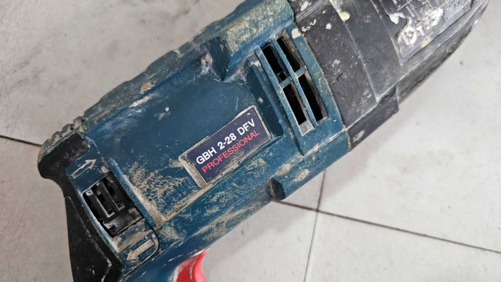 Перфоратор Bosch GBH 2-28 dfv