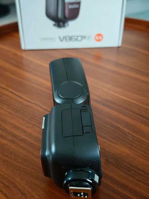 Blitz Godox V860F III pentru Fujifilm nou. BONUS a doua baterie