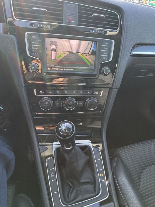 Vw Golf R line Panorama/camera/piele/side assist/masaj/rate/garantie