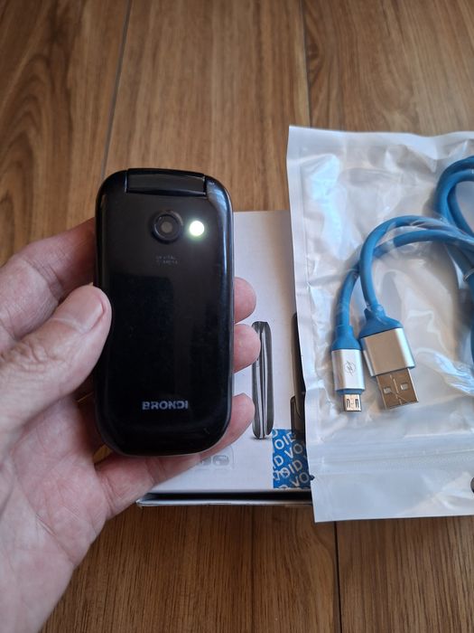 Top telefon seniori.