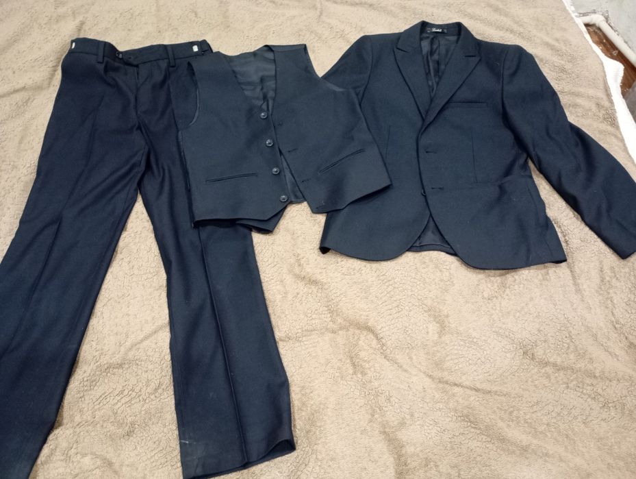 Школьная форма,на мальчика