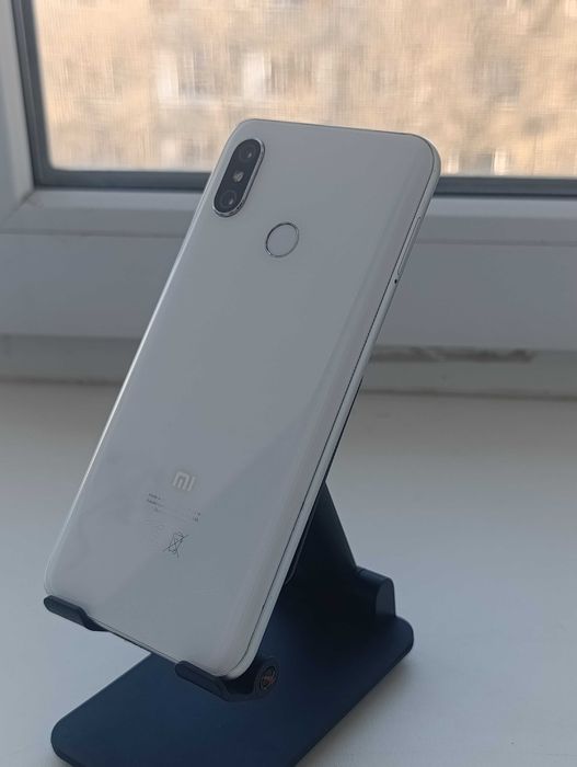 Срочно!!Xiaomi mi 8