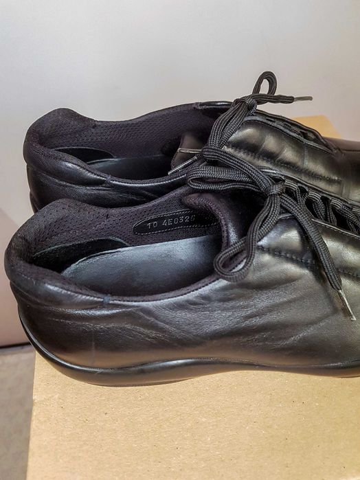 Оригинални мъжки обувки Prada