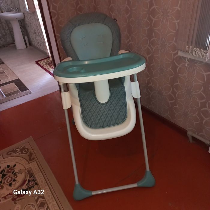 Стульчик детский для кормления