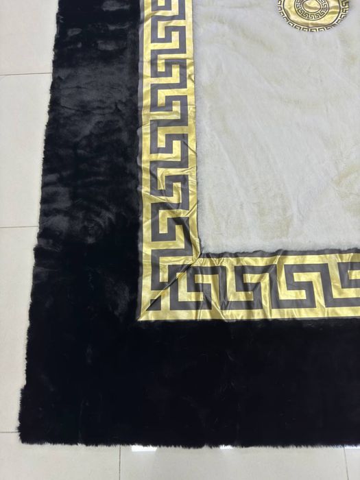 2/3 yevro uslubdagi ajoyib arnametli