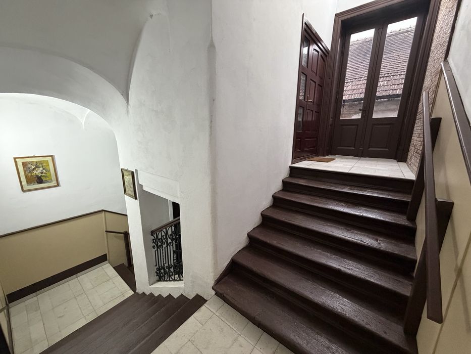 Apartament Ultra central pe doua nivele