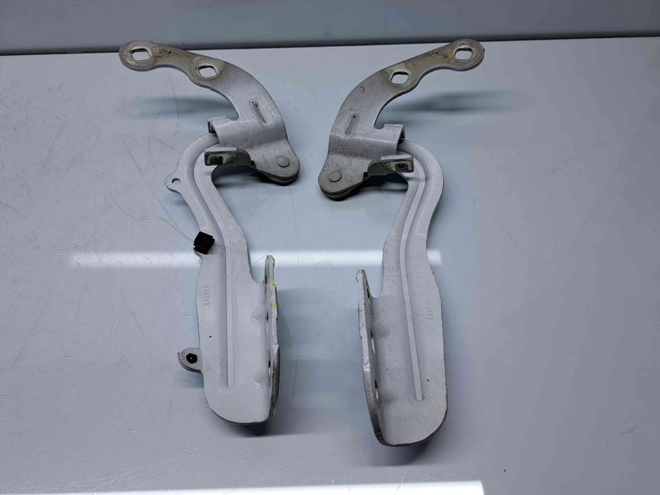 Set balamale capota Ford Tourneo Courier [Fabr 2014-2020] Frozen White