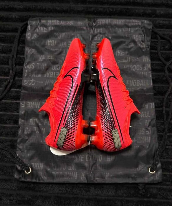 Ghete de fotbal Nike