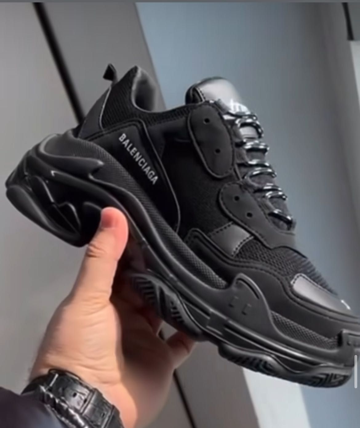 Balenciaga nike sales 270