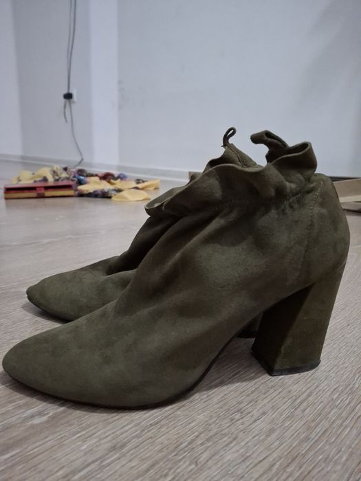 Осенний женский етик