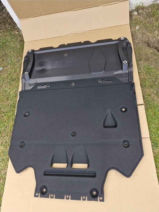 Scut motor si cutie Audi A7 NOI 2010-2018