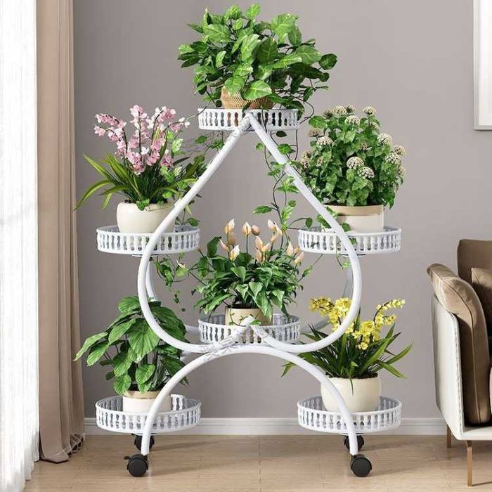 Металлическая подставка для цветов,