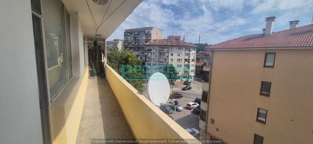 Многостаен Апартамент -  Център