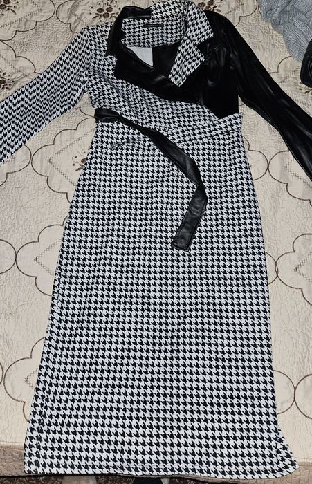 Платье женское 42