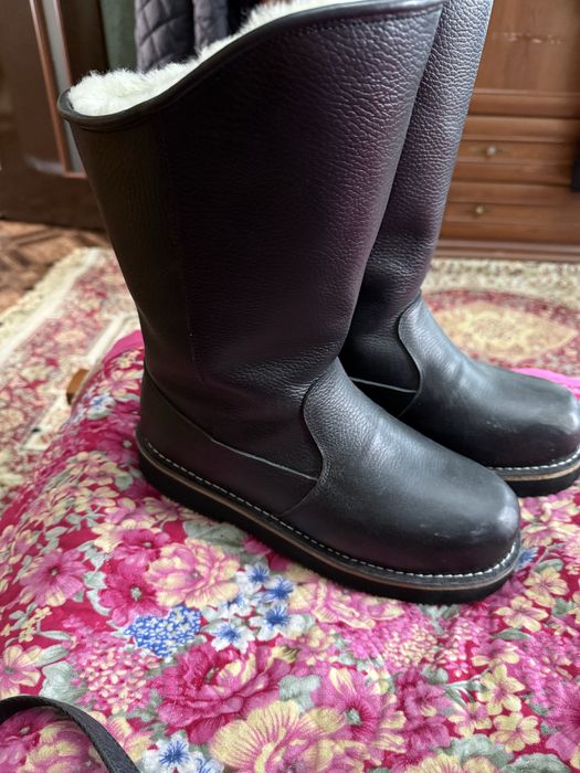 Унты зимние 42 размер новые