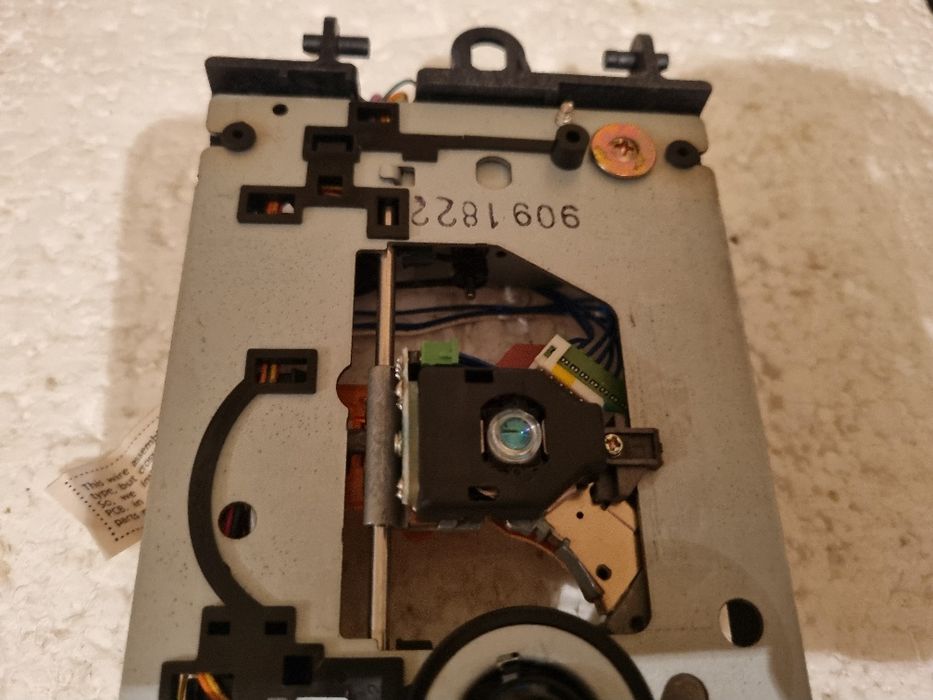 Laser Optic Original JVC. Perfect functional. Impecabil.