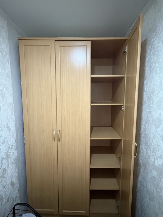 Шкаф для прихожей