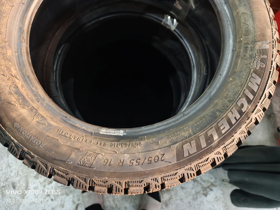 Резина зима 205/55R16