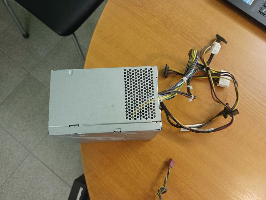 Захранващ блок за Lenovo M82 MT