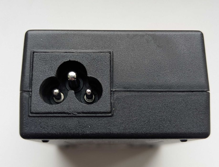 POE Ubiquiti pentru UAP-AC-PRO 24V