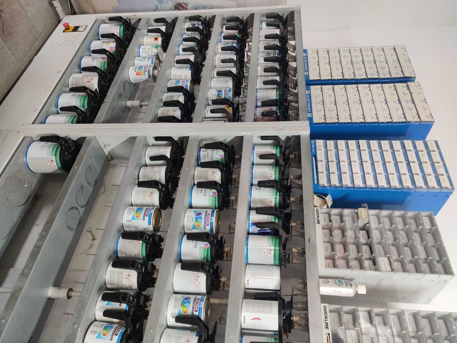 Stand vopsea auto profesional PPG . fotospectometru. balanta