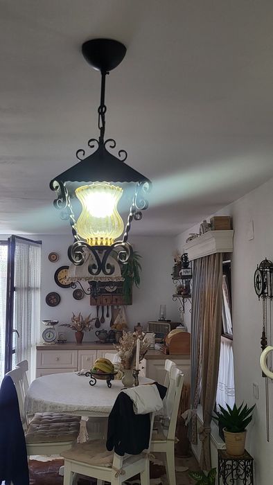 Vand lustre fier forjat