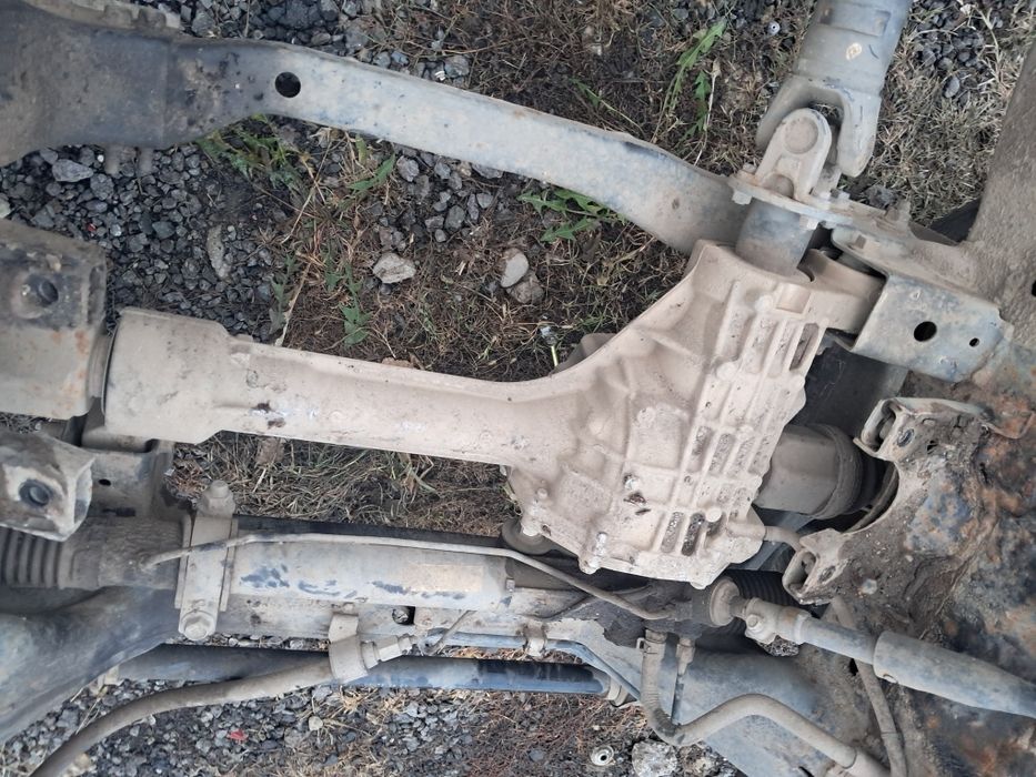 Grup fata Nissan navara 2.5 dci D40