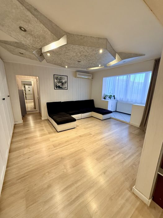PROPRIETAR,Vand ap 3 camere, zona Lotus Retail, etaj 2, mobilat/utilat