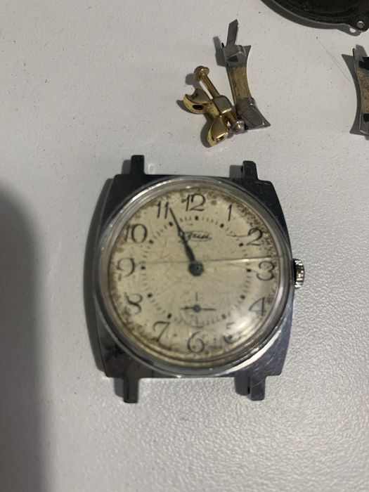 Часы на запчасти СССР цена за все