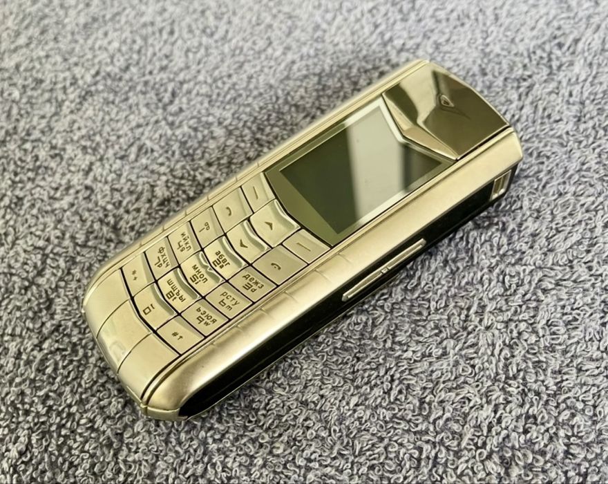 Vertu Ascent