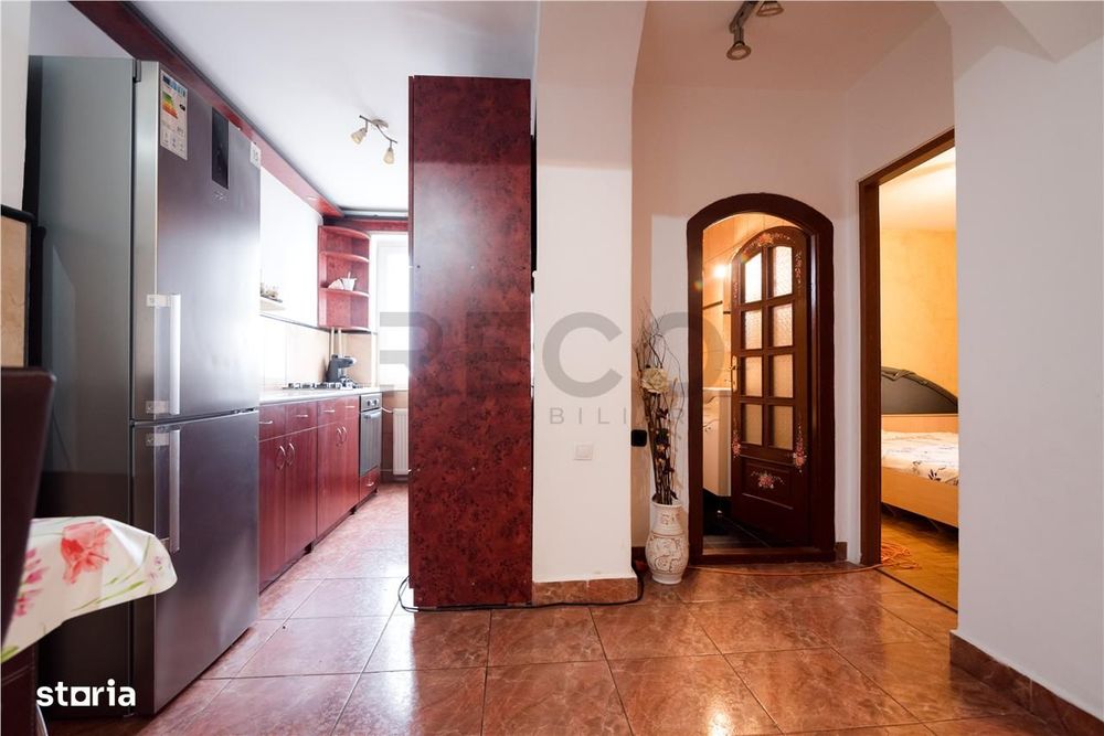 RECO apartament cu 2 camere priveliste superba cu lift — fotografia 3