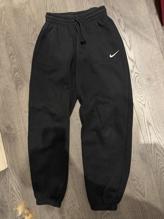 Спортен комплект Nike, Hyper clothing и Evis