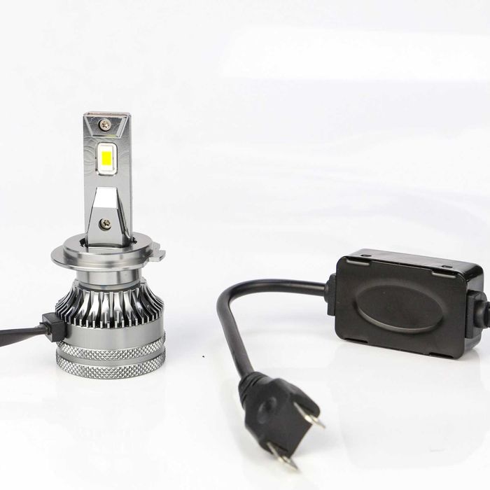 Set becuri led dedicate 24V Xentech Light H7 30w sau 45w Canbus