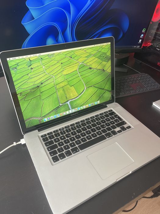 Macbook Pro 15 in stare excelenta