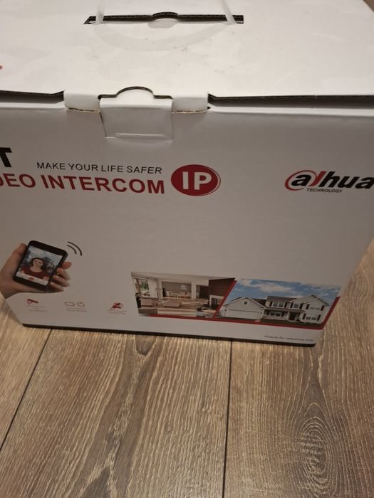 Vînd kit videointerfon pentru casă,nou