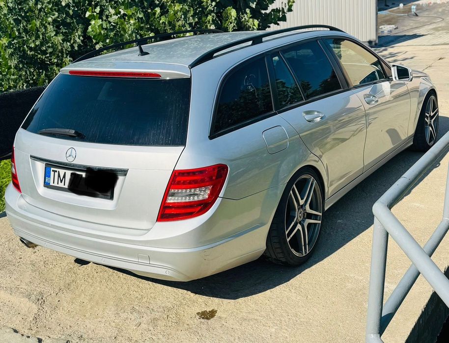 Mercedes-Benz C Vand Mercedes Benz c 220 cdi Stare foarte buna